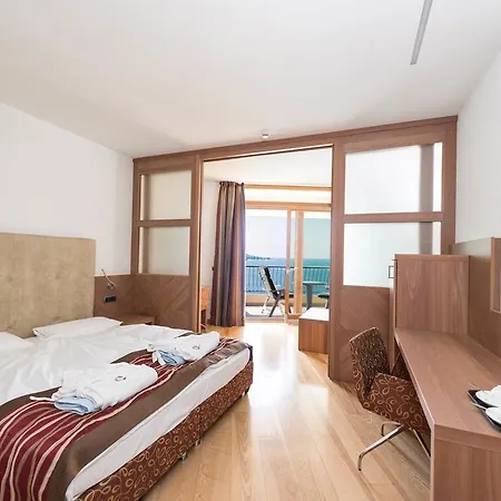 Hotel Baia 4*